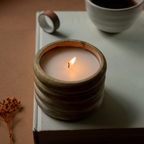 Vela Rayada Madera de Jazmin Radiante