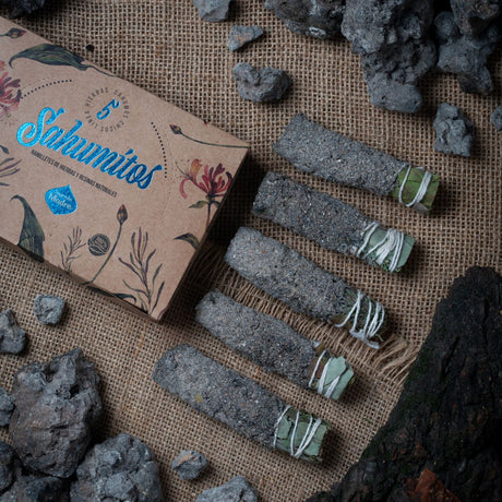 Sahumitos de Copal