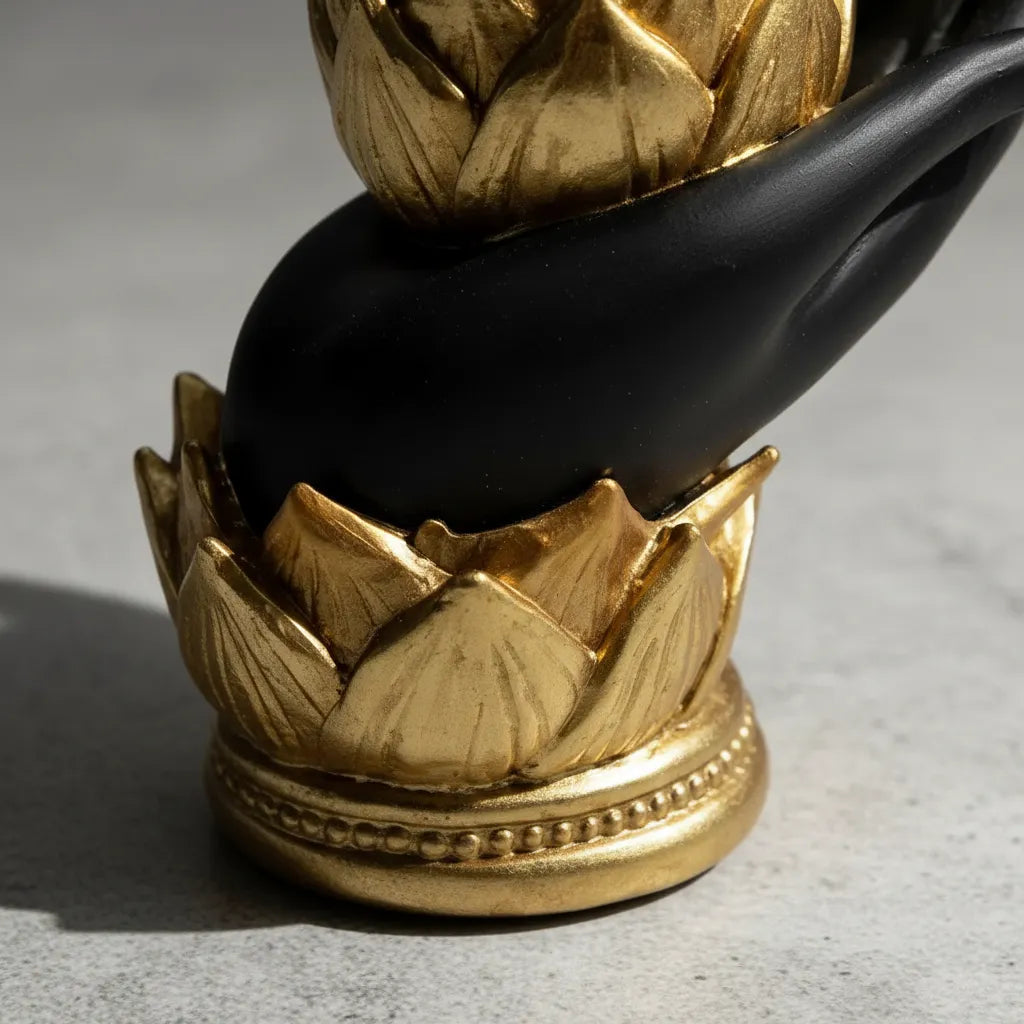 Porta Vela Mano Hindú Dorado Negro