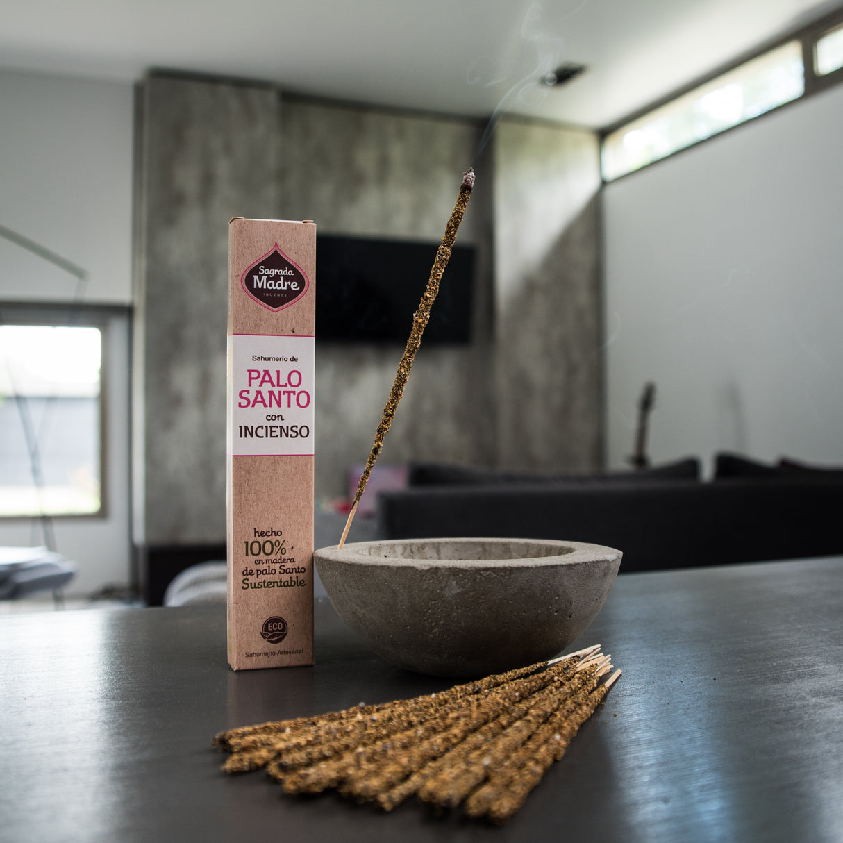 Varilla Sahumerio Palo Santo con Incienso - Sagrada Madre