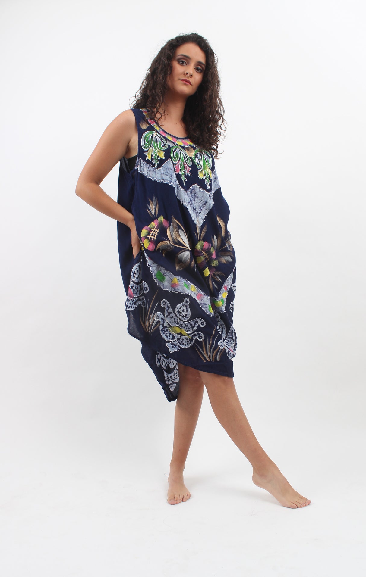Vestido Pintado a Mano Azul Oscuro