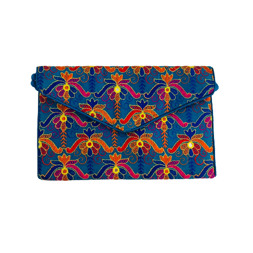 Cartera tipo sobre Celeste