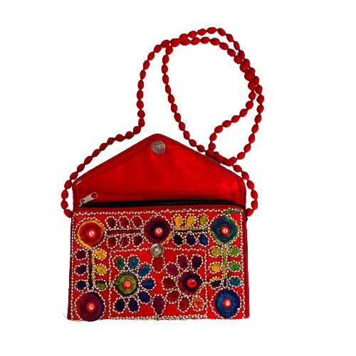 Cartera tipo sobre pequeña roja